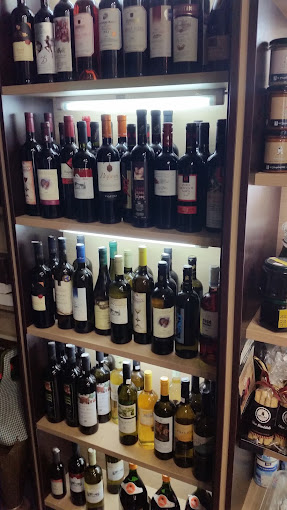 Nuts, Superfoods & More