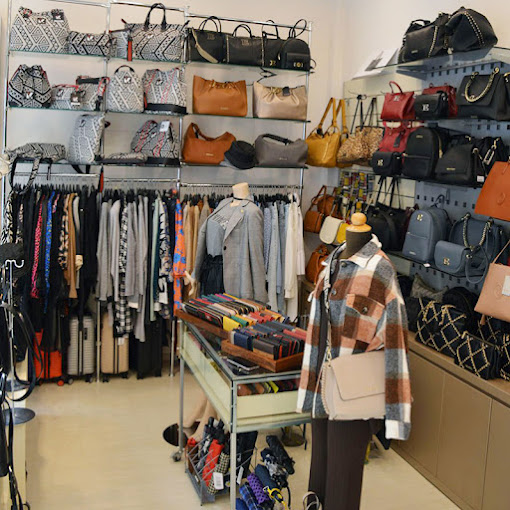 Ένδυση Αξεσουάρ