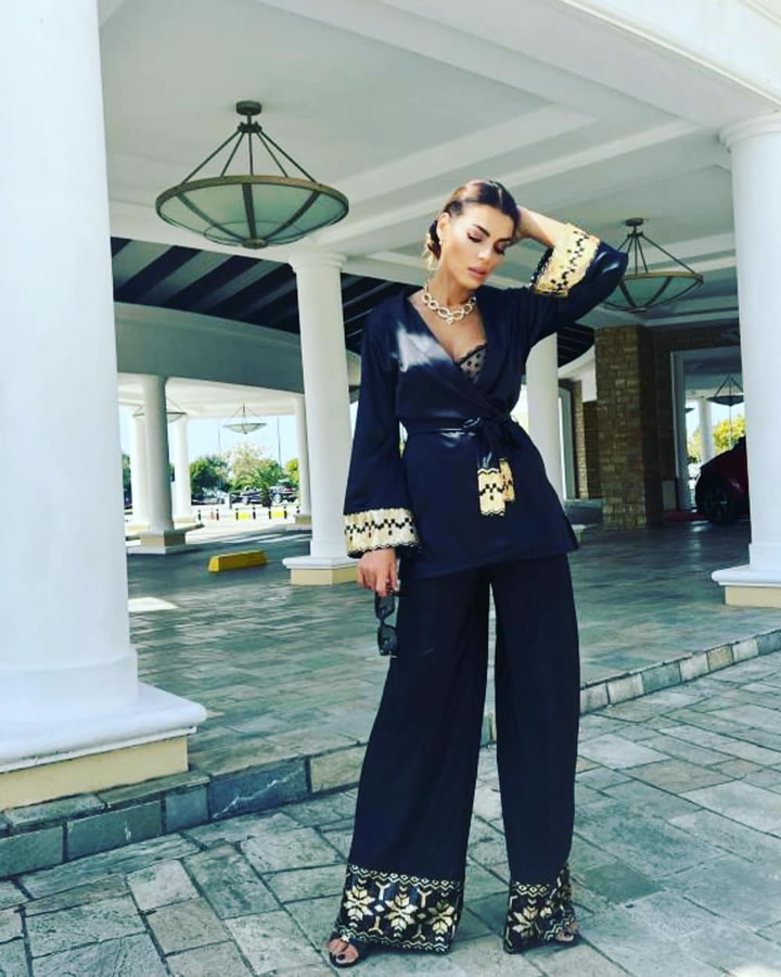 Clothes & Accessories